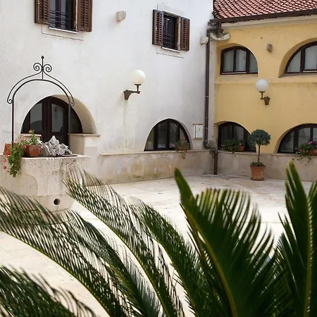Hotel Kastel 3*
