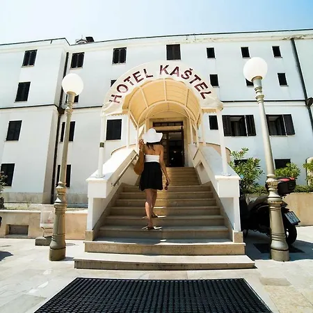 Kastel Hotel