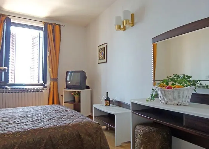Kastel Ξενοδοχείο 3*
